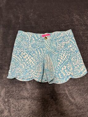 Lilly Pulitzer Palmita Stretch Short in Succulent Blue Sea Cups size 2